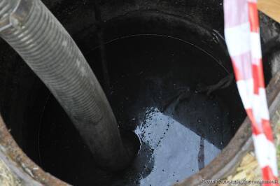 В Кургане промывают канализационный коллектор в Заозерном жилом массиве