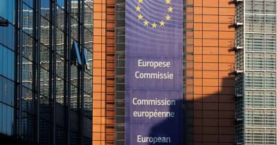 Еврокомиссия сократила срок действия COVID-сертификатов