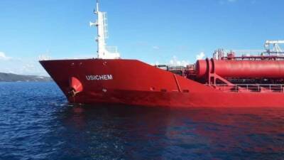 В Турции танкер заблокировал пролив Босфор: движение приостановлено