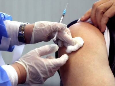 ВОЗ одобрила еще одну вакцину против COVID