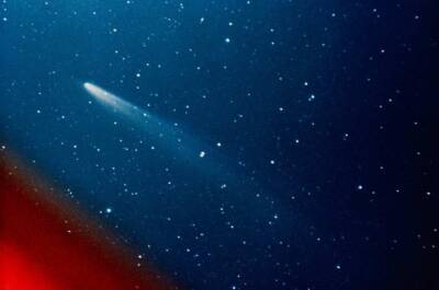 Учёные раскрыли 100-летнюю тайну зелёных комет