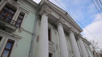 Реставрацию дворца Алфераки в Таганроге завершат к 350-летию Петра I