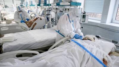 СМИ: Первый случай смерти пациента с омикрон-штаммом отмечен в Израиле