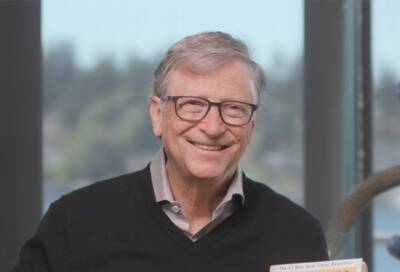 Билл Гейтс предположил, что пандемия коронавируса закончится в 2022 году