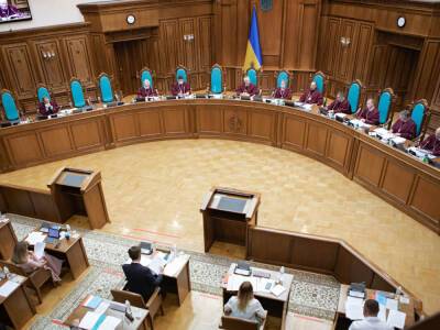 КСУ признал конституционным запрет на российские фильмы и телепередачи в Украине