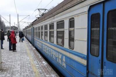 Киевляне потребовали, чтобы у городской электрички появилась еще одна остановка