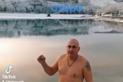 «Купальный сезон» открыли на озере в Кисловодске