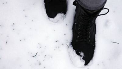 Врач Тяжельников указал на необходимость обуви с толстой подошвой в морозную погоду