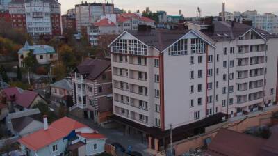 Скандальную 6-этажку посреди частного сектора в Воронеже построили законно