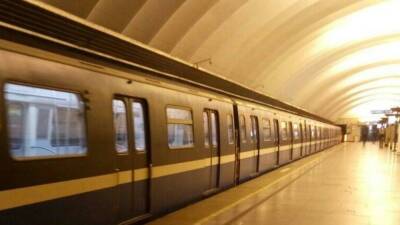 Минимум 22 человека пострадали при столкновении поездов в Тегеране
