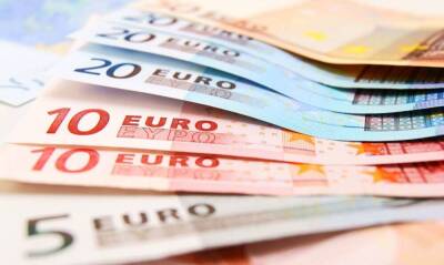 Мосбиржа запустит торги фьючерсами на валютные пары с евро