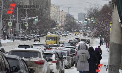 Десятки ДТП произошли на дорогах Петербурга 22 декабря из-за гололеда