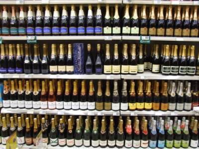 Минимальная цена на шампанское может вырасти в России