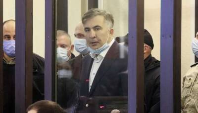 Зеленский хочет направить к Саакашвили украинских врачей