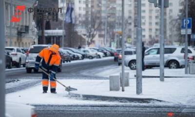 Мэр Кухарук поручил убрать снег с тюменских улиц до конца недели
