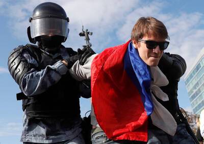 МИД Чехии прокомментировал массовые задержания в Москве