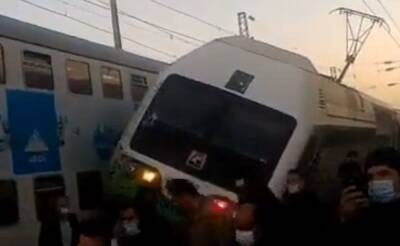 Десятки пассажиров пострадали при столкновении двух поездов в Тегеране