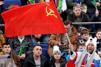 Более 60% опрошенных россиян пожалели о распаде СССР
