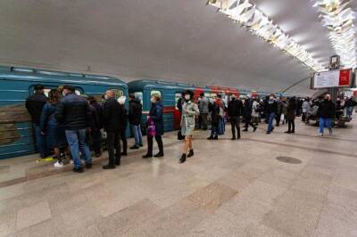 В Новосибирском метро объяснили необходимость повышения тарифа до 35 рублей