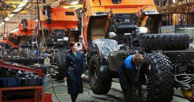 В России заключенных могут заставить работать на автозаводах