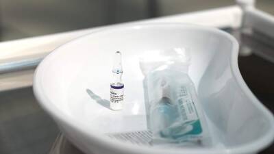 В Минздраве отметили добровольность вакцинации подростков от COVID-19