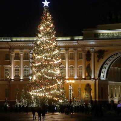 В Петербурге разрешили общепиту работать в ночь на 31 декабря без ограничений