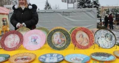 Мэрия Луганска приглашает всех на большую Новогоднюю ярмарку 25 декабря - cxid.info - Луганск