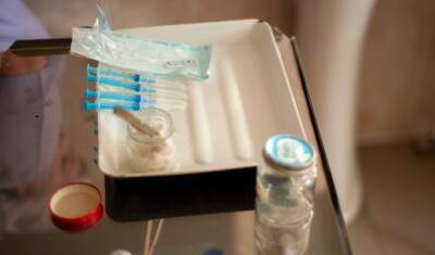 Врач отделения новорожденных из Уфы рассказала об опасности прививок для младенцев