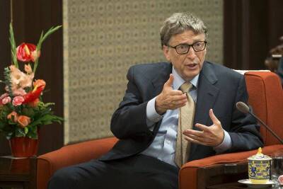 Билл Гейтс: волна заболеваний омикроном закончится к марту