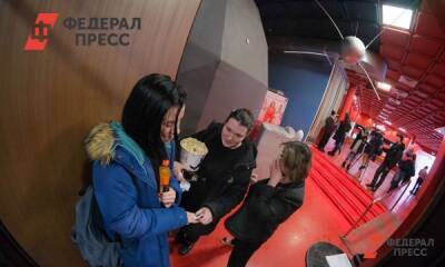 Петербургские кинотеатры потеряли 76 % выручки из-за введения QR-кодов