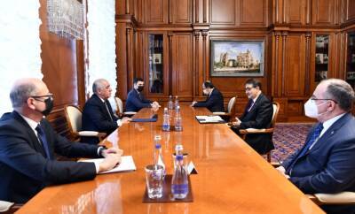 Премьер Азербайджана встретился с главой минэнерго Турции