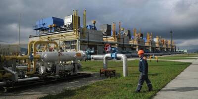 Украина попросила Европу обязать "Газпром" продавать больше газа через Украину
