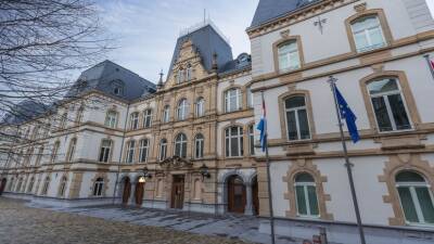 Глава МИД Люксембурга Ассельборн выступил против экономических санкций в отношении России