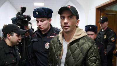 Суд продлил арест экс-министру Абызову до марта 2022 года