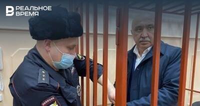 Ректора КФУ Ильшата Гафурова доставили в Басманный суд Москвы