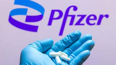 В США одобрили таблетки компании Pfizer от коронавируса