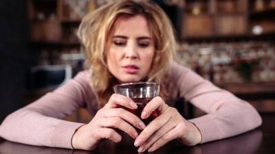 Берегите здоровье: Главные ошибки при употреблении алкоголя - 5-tv.ru