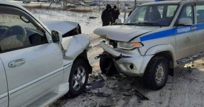 Двое полицейский пострадали в ДТП с Land Cruiser на Сахалине