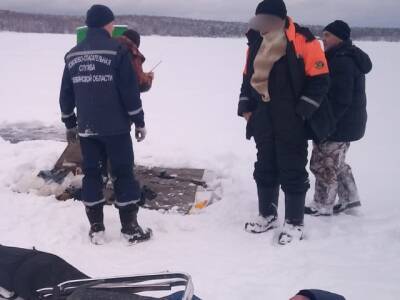 Угарел в палатке: в Челябинской области на озере погиб рыбак