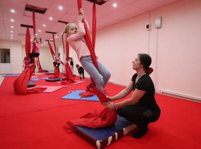 Танцы в воздухе – это реально. Тренер по Pole Sport из Гродно Ирина Чимбур открыла в Щучине школу воздушной гимнастики