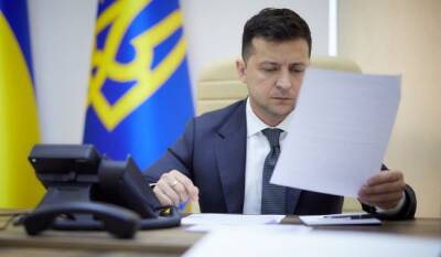 Зеленский определил, кто имеет право на заявления о внешней политике Украины