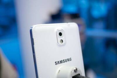 В Сети впервые раскрыли дизайн флагмана Samsung Galaxy S21 FE