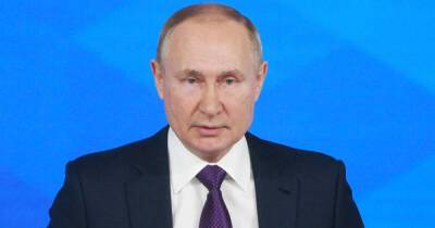 Путин назвал недостаточным уровень вакцинации в России