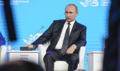 Сегодня Владимир Путин проводит 17-ую пресс-конференцию