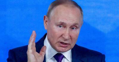 Владимир Путин - Внешний долг РФ сократился до минимального значения в мире, - Путин - ren.tv - Россия