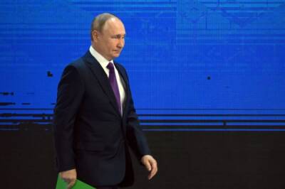 Путин выразил надежду на достижение коллективного иммунитета в 2022 году