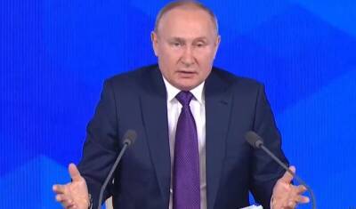 Владимир Путин назвал уровень вакцинации в РФ недостаточным