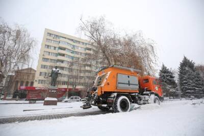 Дороги Волгоградской области расчистила 141 единица спецтехники