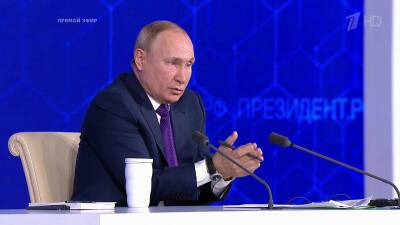 Владимир Путин прокомментировал ситуацию с Алексеем Навальным и СМИ-иноагентами