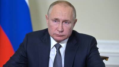 Владимир Путин подтвердил появление военных баз у границ России